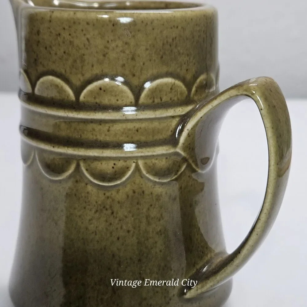 Vtg Homer Laughlin Sheffield 70s Olive Granada Green Ceramic Creamer Pitcher 7in